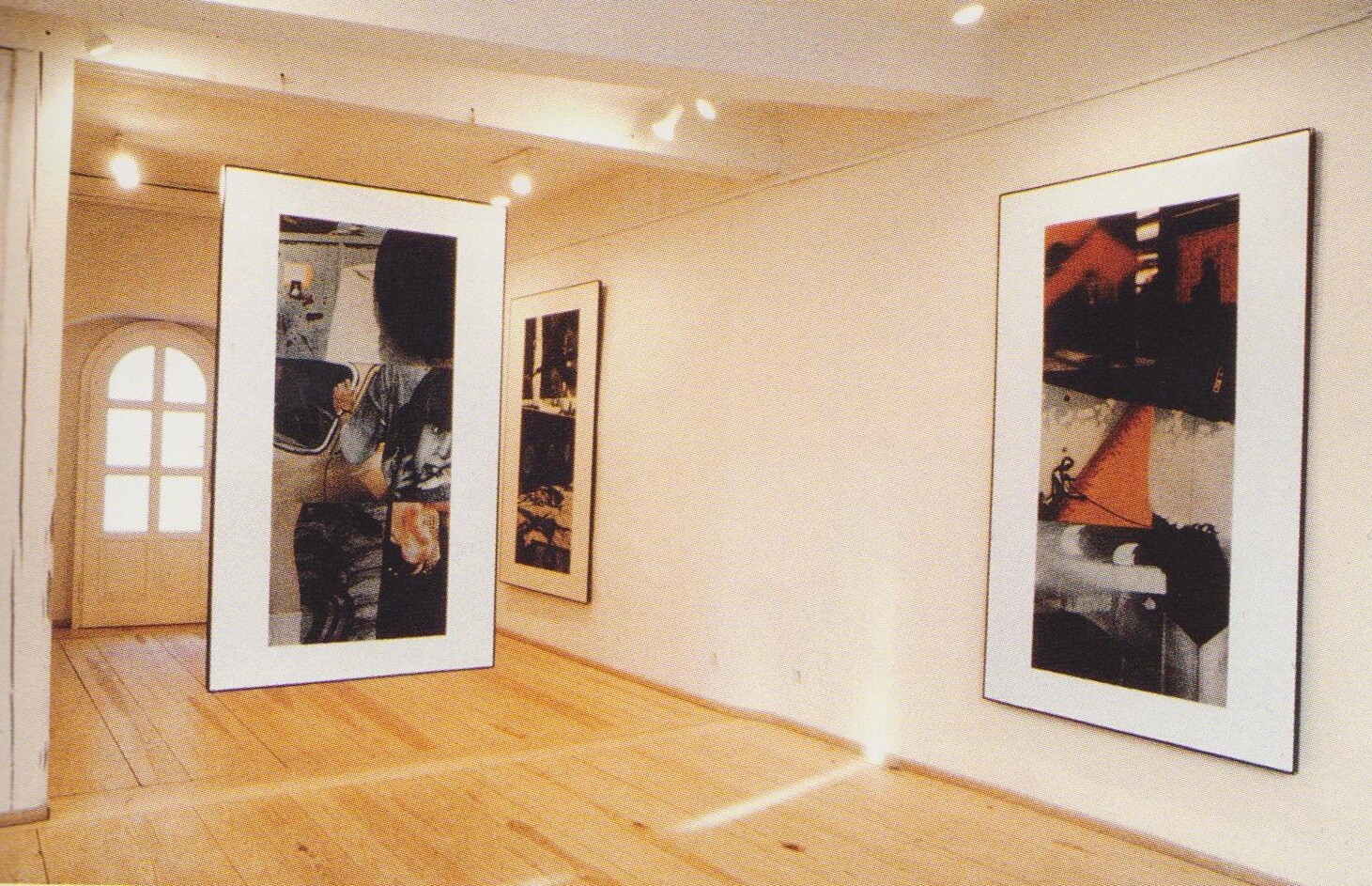 Foto-Tableaus aus Im Labyrinth der Zeichen, 1991-93.